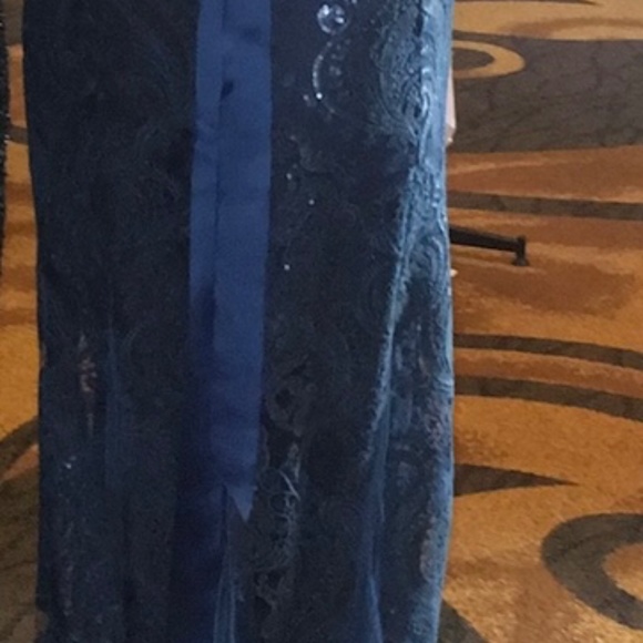 Adrianna Papell Special Occasion Sequin and Tulle Formal Gown - Picture 3 of 4